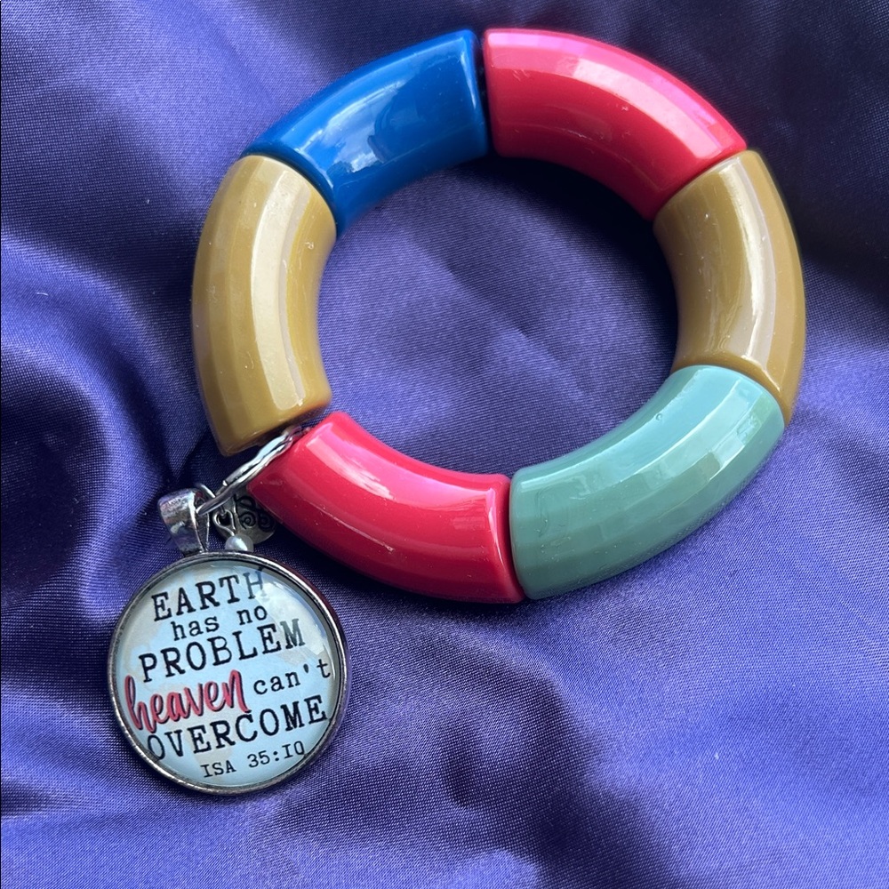 Colorblock Stretch Bracelet keychain with Inspirational Charm